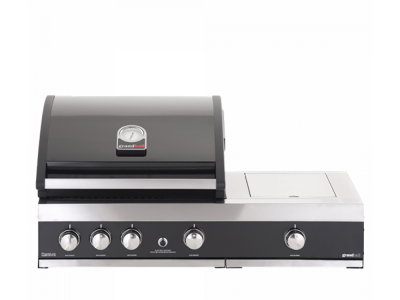 Grandhall Eingebauter BBQ