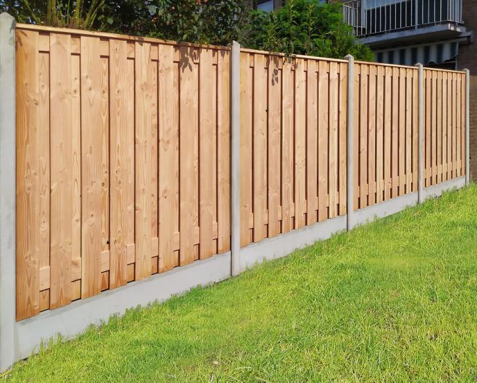 Holz-Beton Zaun